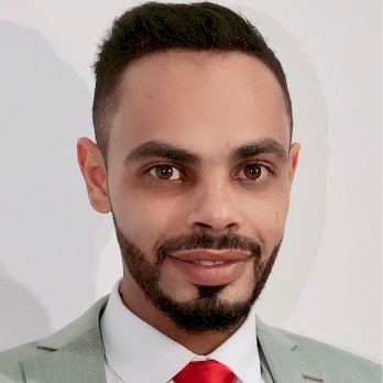 عدنان المصري