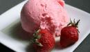 صورة مقال طريقة عمل آيس كريم بالفراولة