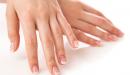 صورة مقال أسرع طريقة لتطويل الأظافر