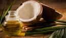 صورة مقال كيفية وضع زيت جوز الهند للشعر