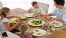 صورة مقال آداب تناول الطعام