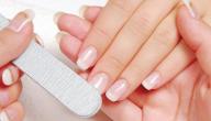 صورة مقال العناية بالأظافر في المنزل