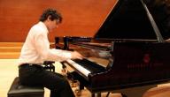 أفضل عازف بيانو
