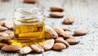 صورة مقال فوائد زيت اللوز المر للرموش