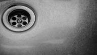 صورة مقال أفضل طريقة لتسليك حوض المطبخ