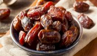صورة مقال ما الحكمة من أكل التمر بعدد فردي