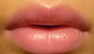 صورة مقال كيف تحصلين على شفاه ناعمة ووردية
