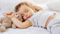صورة مقال كيف أجعل طفلي الرضيع ينام ليلاً