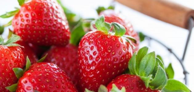 فوائد الفراولة للحامل والجنين صورة مقال فوائد الفراولة للحامل والجنين