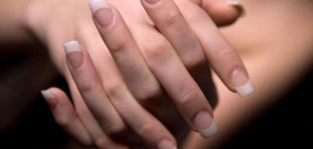 تطويل الأظافر صورة مقال تطويل الأظافر