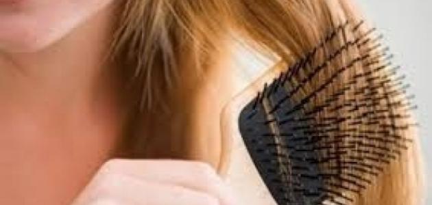 فوائد تمشيط الشعر صورة مقال فوائد تمشيط الشعر
