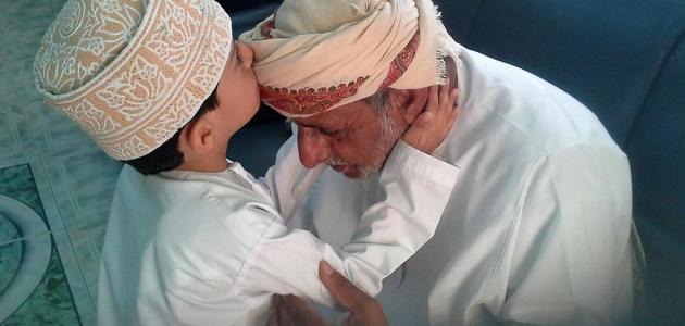 حوار عن بر الوالدين صورة مقال حوار عن بر الوالدين