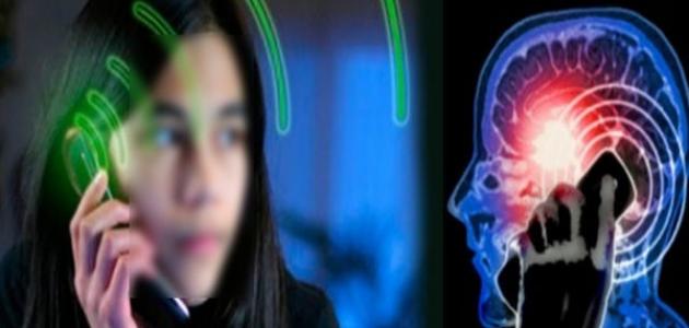 أضرار الهاتف المحمول على صحة الإنسان صورة مقال أضرار الهاتف المحمول على صحة الإنسان