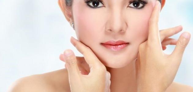 كيفية استخدام زيت الحلبة لتسمين الوجه صورة مقال كيفية استخدام زيت الحلبة لتسمين الوجه