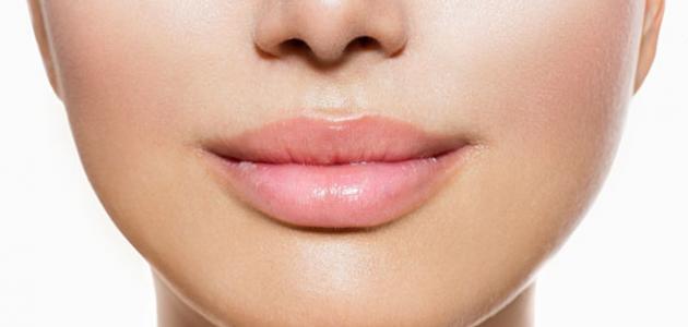 كيف أفتح لون شفاهي صورة مقال كيف أفتح لون شفاهي