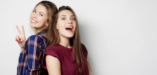 كيف ابتعد عن صديقتي صورة مقال كيف ابتعد عن صديقتي