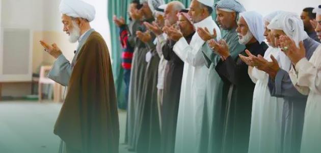 الفرق بين صلاة الفرد وصلاة الجماعة في الأجر والثواب صورة مقال الفرق بين صلاة الفرد وصلاة الجماعة في الأجر والثواب