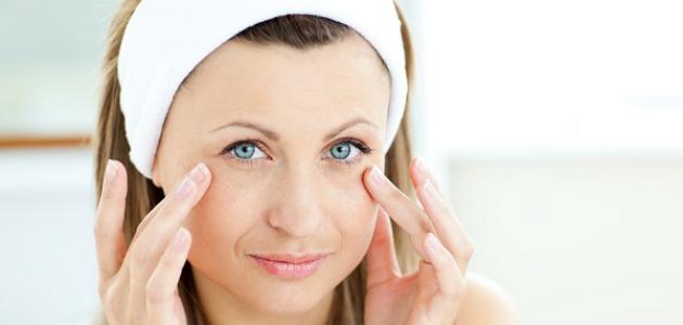 كيف أخفي تجاعيد الوجه طبيعياً صورة مقال كيف أخفي تجاعيد الوجه طبيعياً
