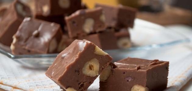طريقة عمل قطع الشوكولاتة صورة مقال طريقة عمل قطع الشوكولاتة