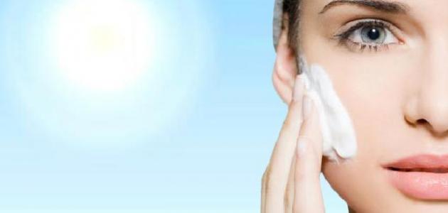 طرق لحماية البشرة من أشعة الشمس صورة مقال طرق لحماية البشرة من أشعة الشمس