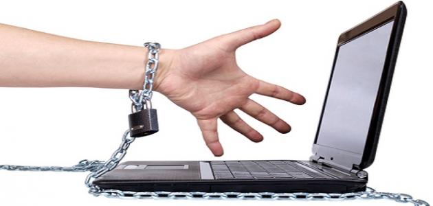 تعريف الإدمان على الإنترنت صورة مقال تعريف الإدمان على الإنترنت