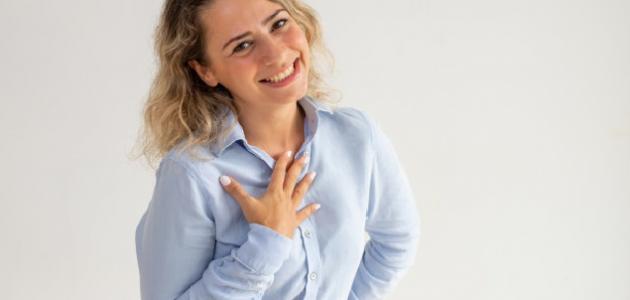 كيف تكون لبقاً مع الناس صورة مقال كيف تكون لبقاً مع الناس