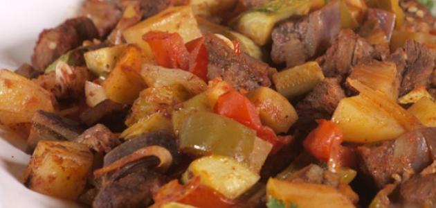 طريقة عمل صينية اللحمة بالخضار صورة مقال طريقة عمل صينية اللحمة بالخضار