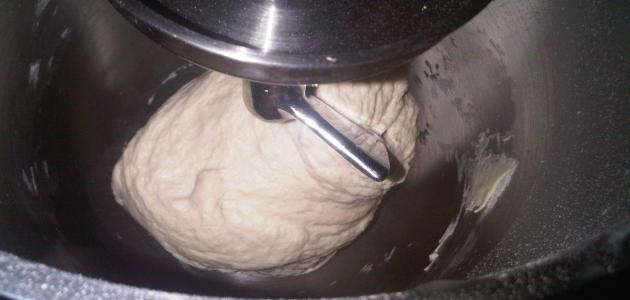 طريقة العجن بالعجانة الكهربائية صورة مقال طريقة العجن بالعجانة الكهربائية