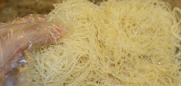 طريقة تحضير عجينة الكنافة المصرية صورة مقال طريقة تحضير عجينة الكنافة المصرية