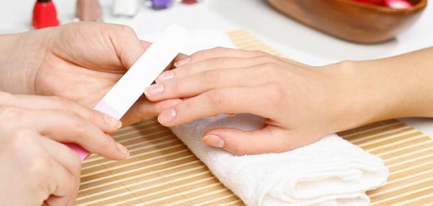 كيفية العناية بالأظافر صورة مقال كيفية العناية بالأظافر