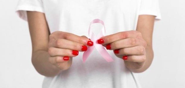 ما هي الأعراض المبكرة لسرطان الثدي صورة مقال ما هي الأعراض المبكرة لسرطان الثدي