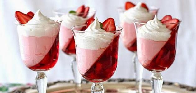 طريقة عمل عصير الزبادي بالفراولة صورة مقال طريقة عمل عصير الزبادي بالفراولة