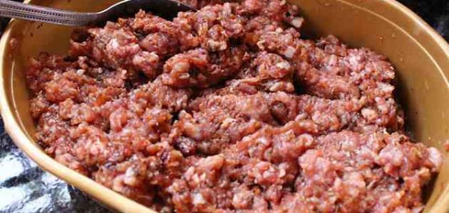 عمل عجينة البرغر صورة مقال عمل عجينة البرغر