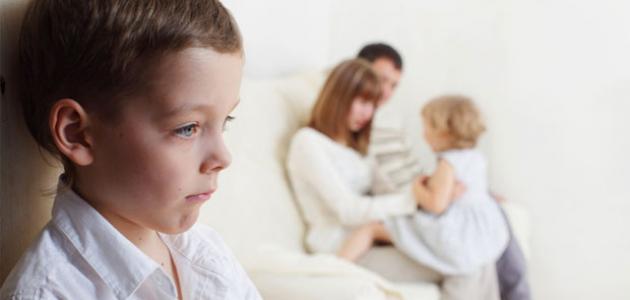 مظاهر الغيرة عند الأطفال صورة مقال مظاهر الغيرة عند الأطفال