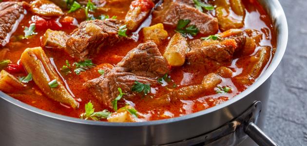 طريقة تحضير طاجن بامية باللحمة صورة مقال طريقة تحضير طاجن بامية باللحمة