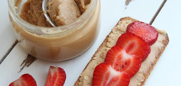 طرق استخدام زبدة الفول السوداني صورة مقال طرق استخدام زبدة الفول السوداني