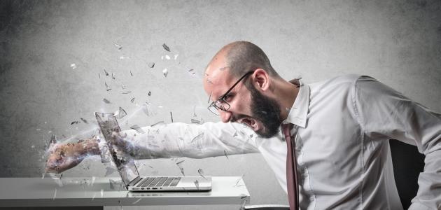 أعراض نوبات الهلع - فيديو صورة مقال أعراض نوبات الهلع - فيديو