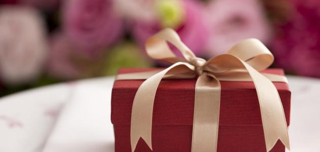 تفسير الهدية في المنام صورة مقال تفسير الهدية في المنام