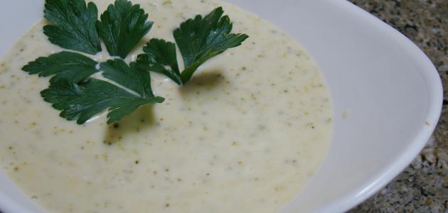 طريقة عمل شوربة كريمة الدجاج صورة مقال طريقة عمل شوربة كريمة الدجاج