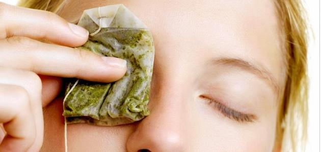 كيفية عمل كمادات الشاي للهالات السوداء صورة مقال كيفية عمل كمادات الشاي للهالات السوداء