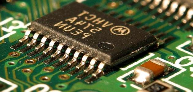 ما هي عناصر نظام الكمبيوتر صورة مقال ما هي عناصر نظام الكمبيوتر