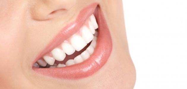 كيفية جعل الشفايف وردية اللون صورة مقال كيفية جعل الشفايف وردية اللون