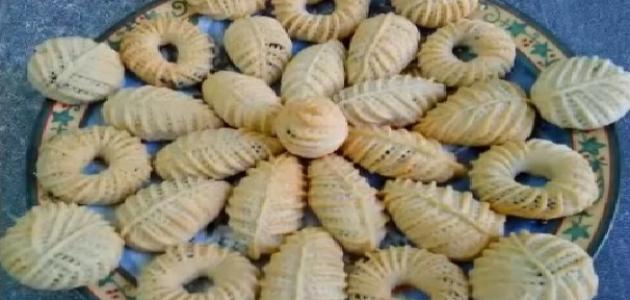 طريقة عمل المعمول بالجوز صورة مقال طريقة عمل المعمول بالجوز