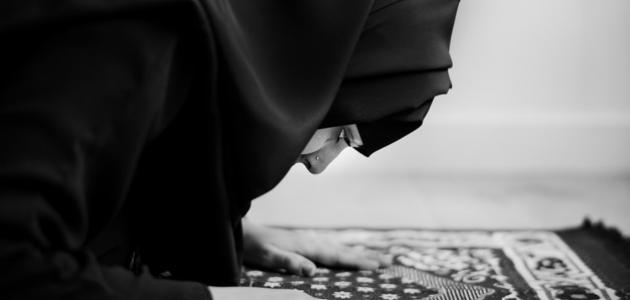 حكم رفع المرأة صوتها في الصلاة صورة مقال حكم رفع المرأة صوتها في الصلاة