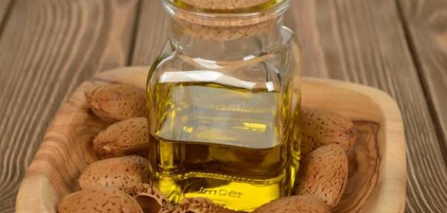 طريقة صنع زيت اللوز في البيت صورة مقال طريقة صنع زيت اللوز في البيت