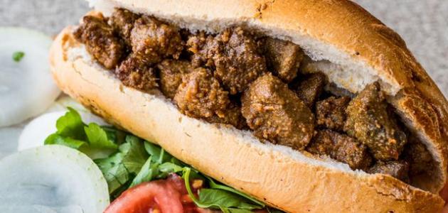 طريقة عمل سندويشات الكبدة صورة مقال طريقة عمل سندويشات الكبدة