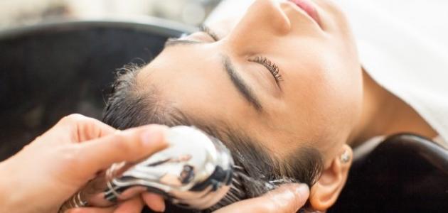 أسهل طريقة للتخلص من قشرة الشعر صورة مقال أسهل طريقة للتخلص من قشرة الشعر