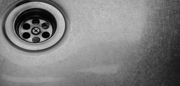 أفضل طريقة لتسليك حوض المطبخ صورة مقال أفضل طريقة لتسليك حوض المطبخ