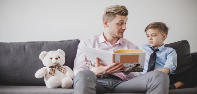 أهمية قراءة القصص للأطفال صورة مقال أهمية قراءة القصص للأطفال