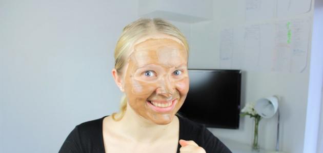 كيفية الاعتناء بالبشرة الدهنية يومياً صورة مقال كيفية الاعتناء بالبشرة الدهنية يومياً